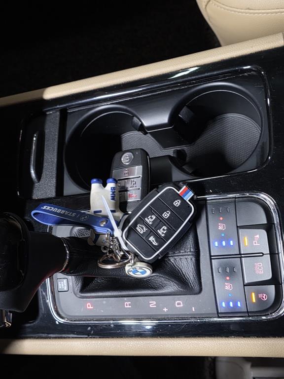 KIA Carnival 2016 Blanco - Importación desde Corea - HF Imports Iquique - Foto 13