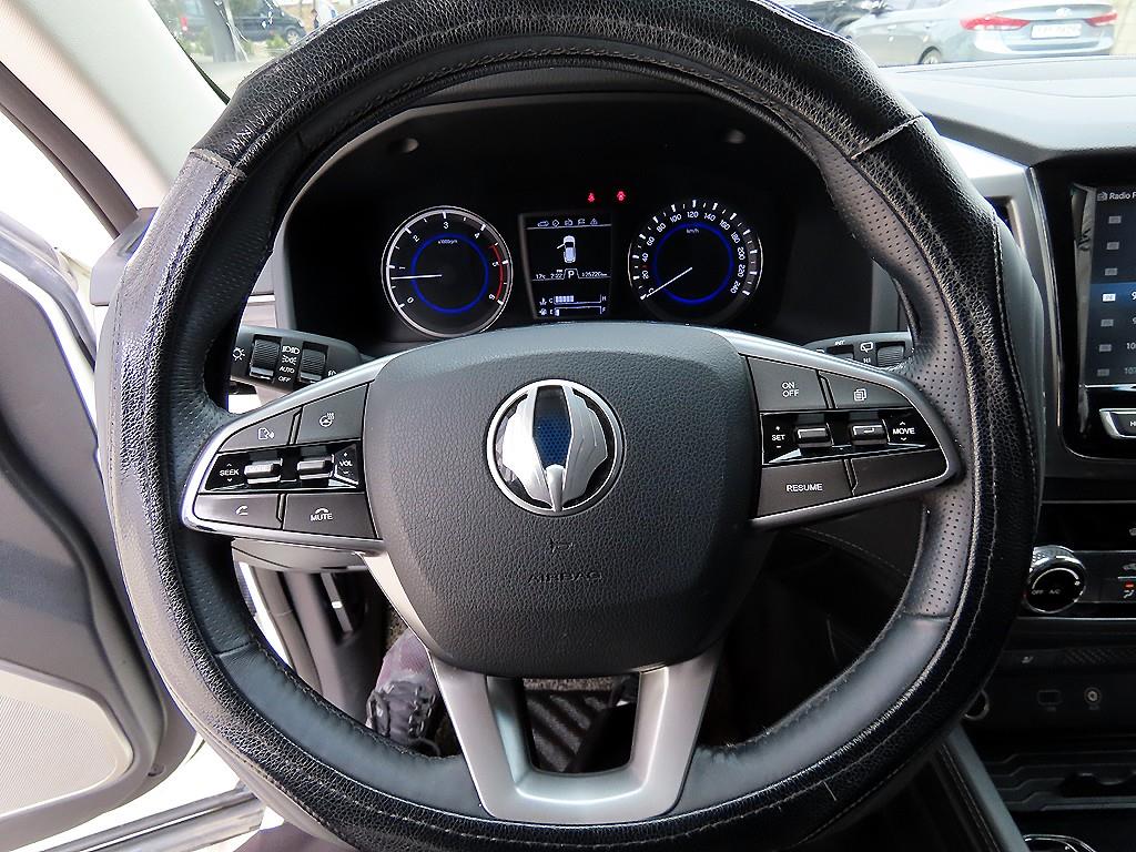 Ssangyong Rexton - Vista 8