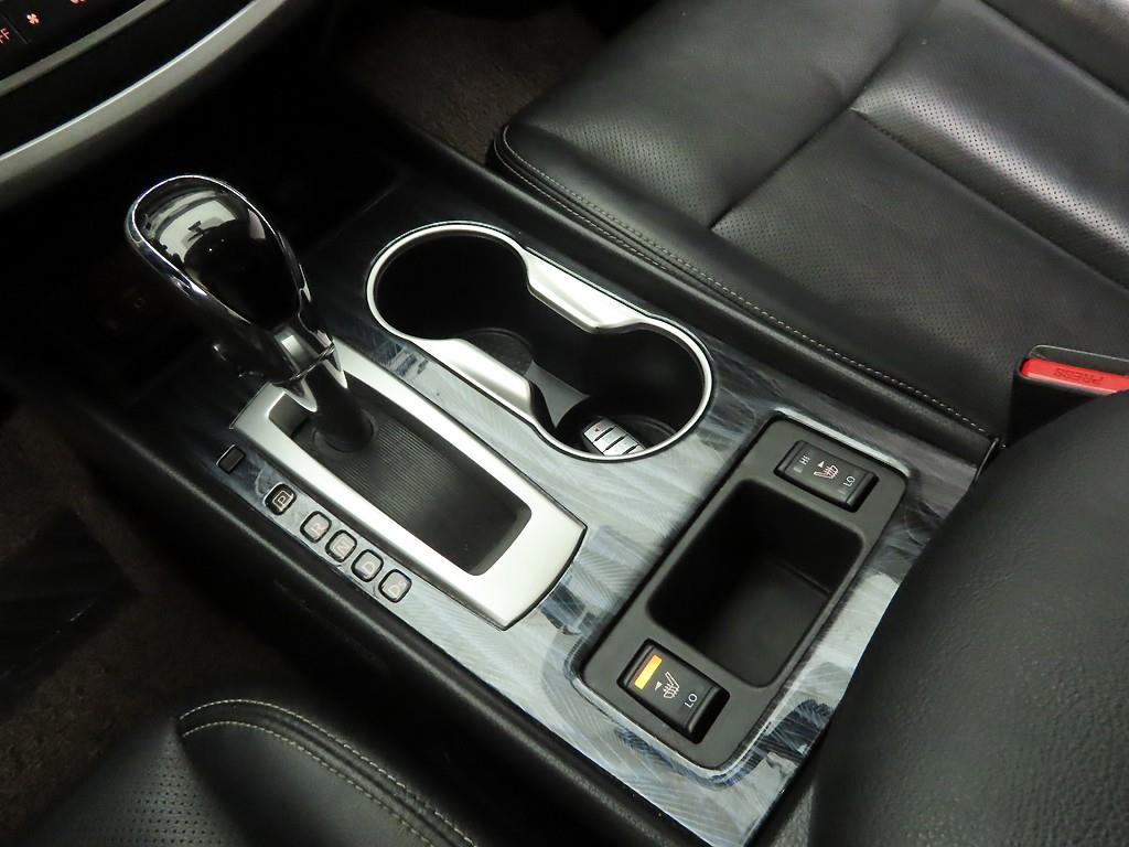 Nissan Altima - Vista 11