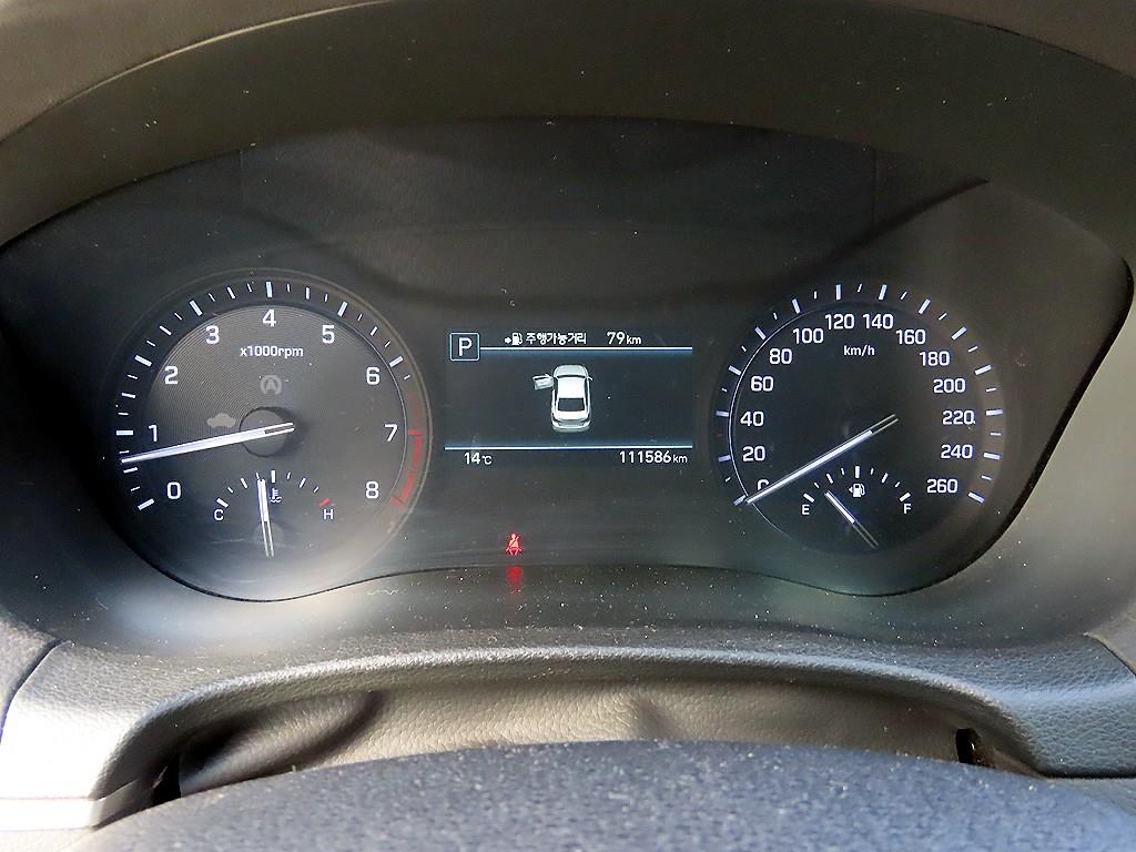 Genesis G80 - Vista 9