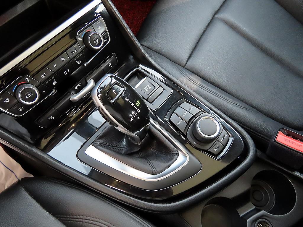 BMW 2 series - Vista 10