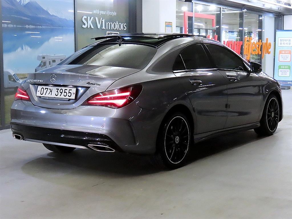 Mercedes Benz CLA Class - Vista 4