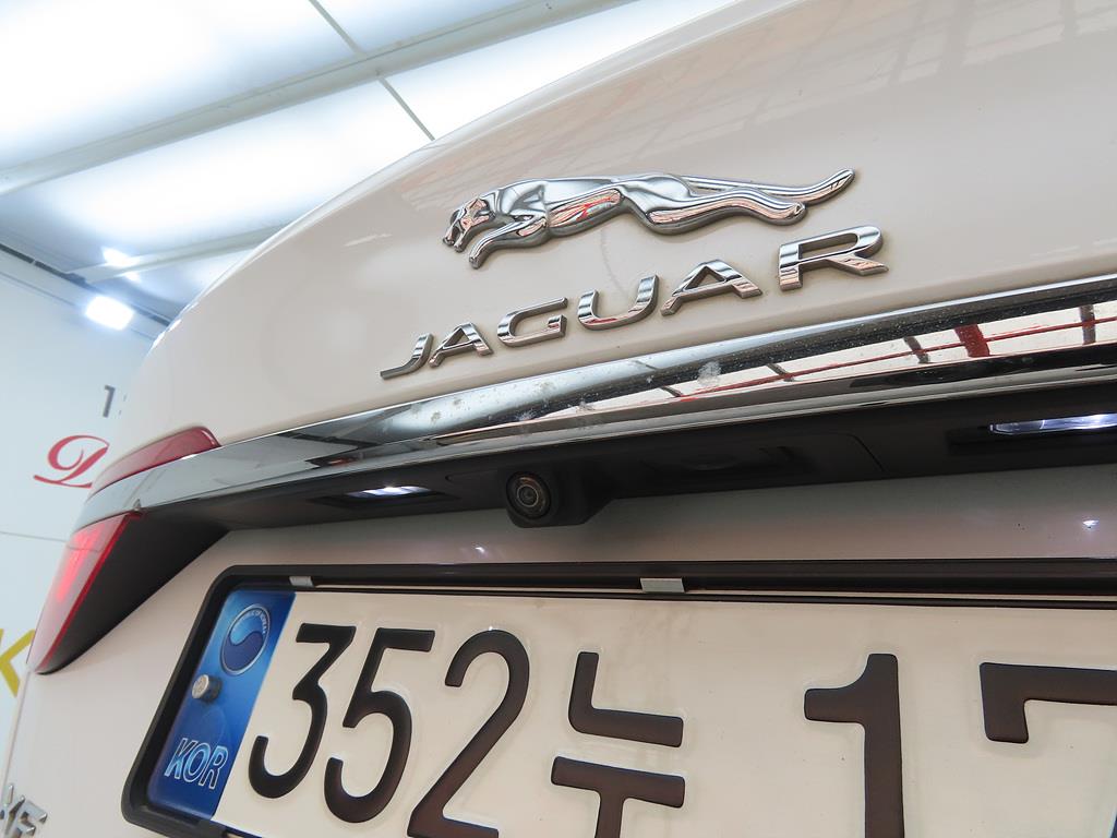 Jaguar XF 2018 Blanco - Importación desde Corea - HF Imports Iquique - Foto 16