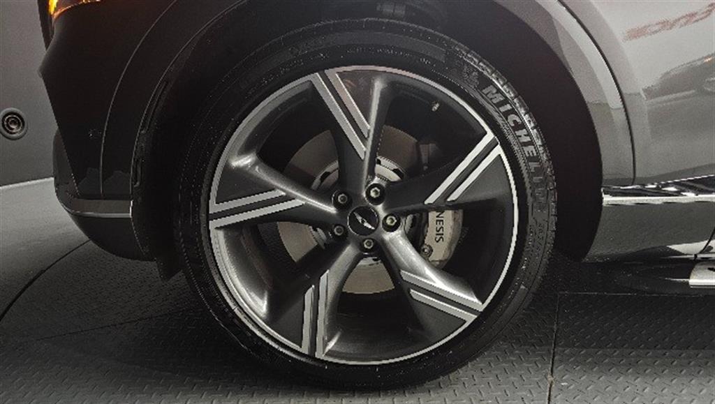 Genesis GV80 - Vista 5