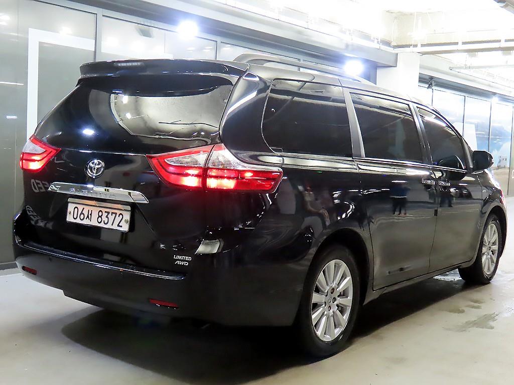 Toyota Siena - Vista 4