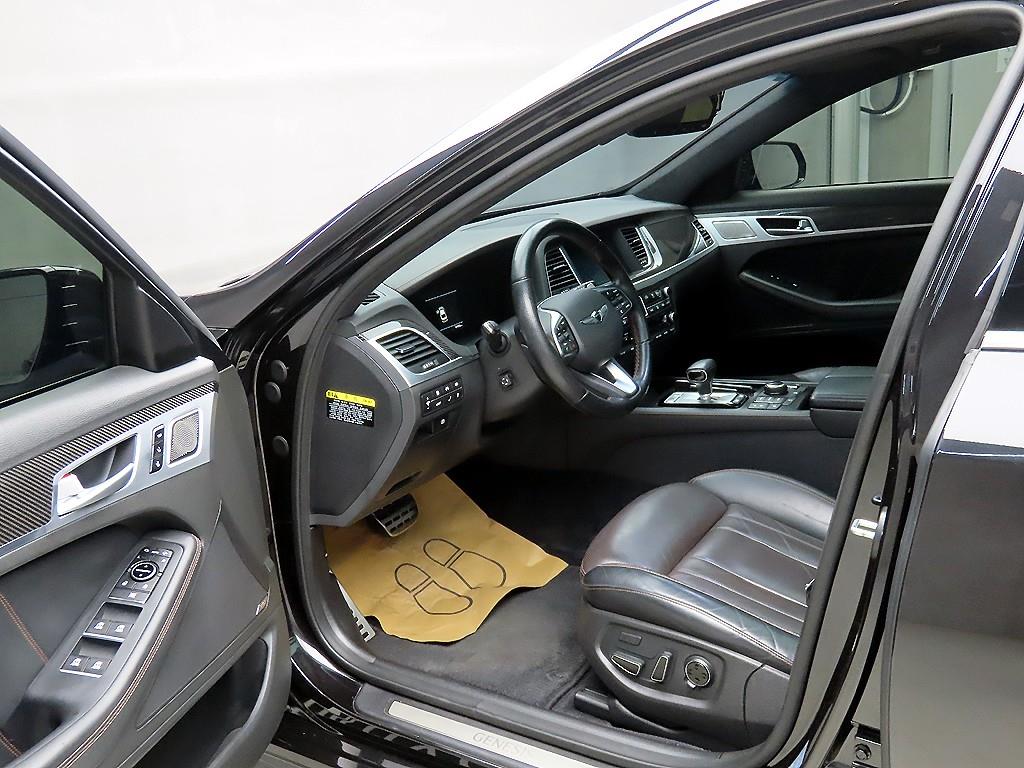 Genesis G80 - Vista 5