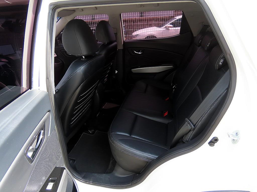 Ssangyong Tivoli - Vista 6