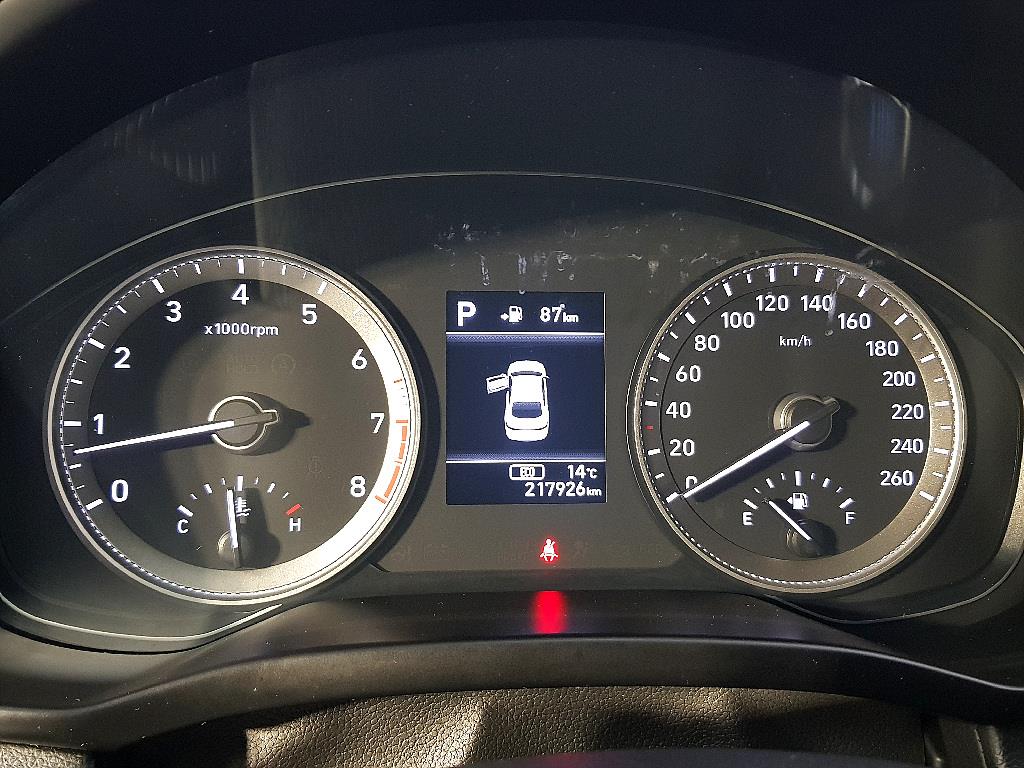 HYUNDAI Grandeur - Vista 7