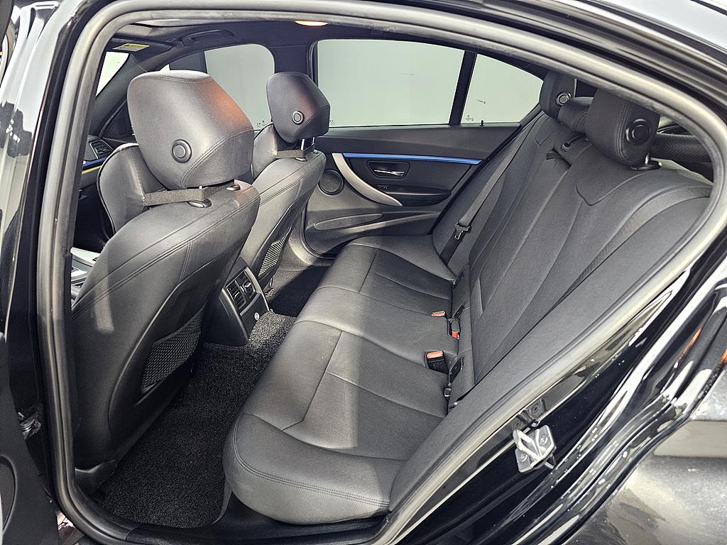 BMW 3 series - Vista 9