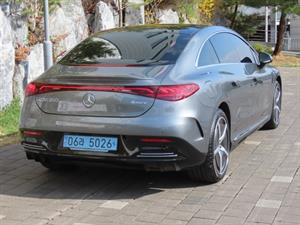 Mercedes Benz EQE - Vista 6