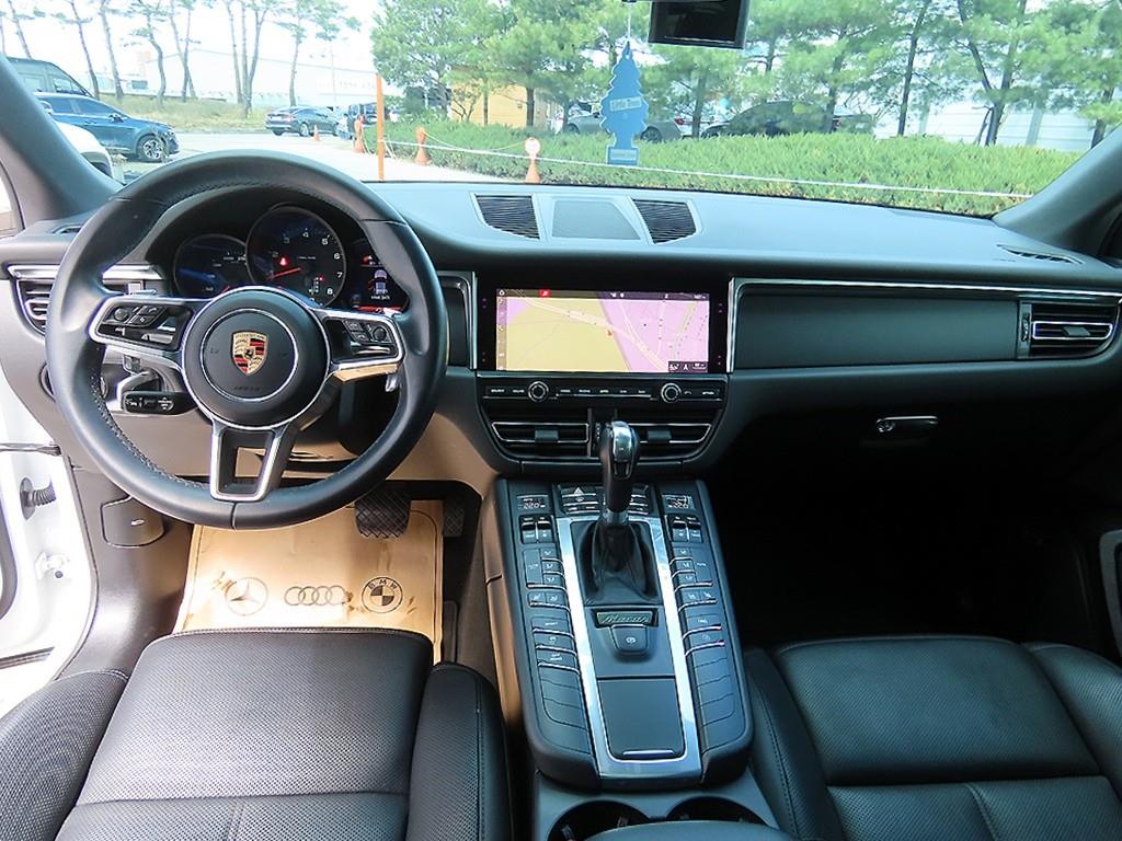 Porsche Macan - Vista 7