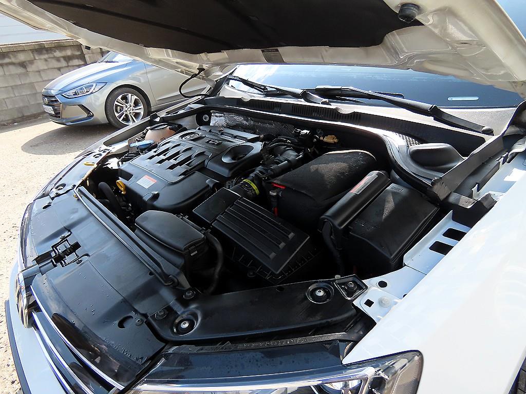 Volkswagen Jetta 2015 Blanco - Importación desde Corea - HF Imports Iquique - Foto 19