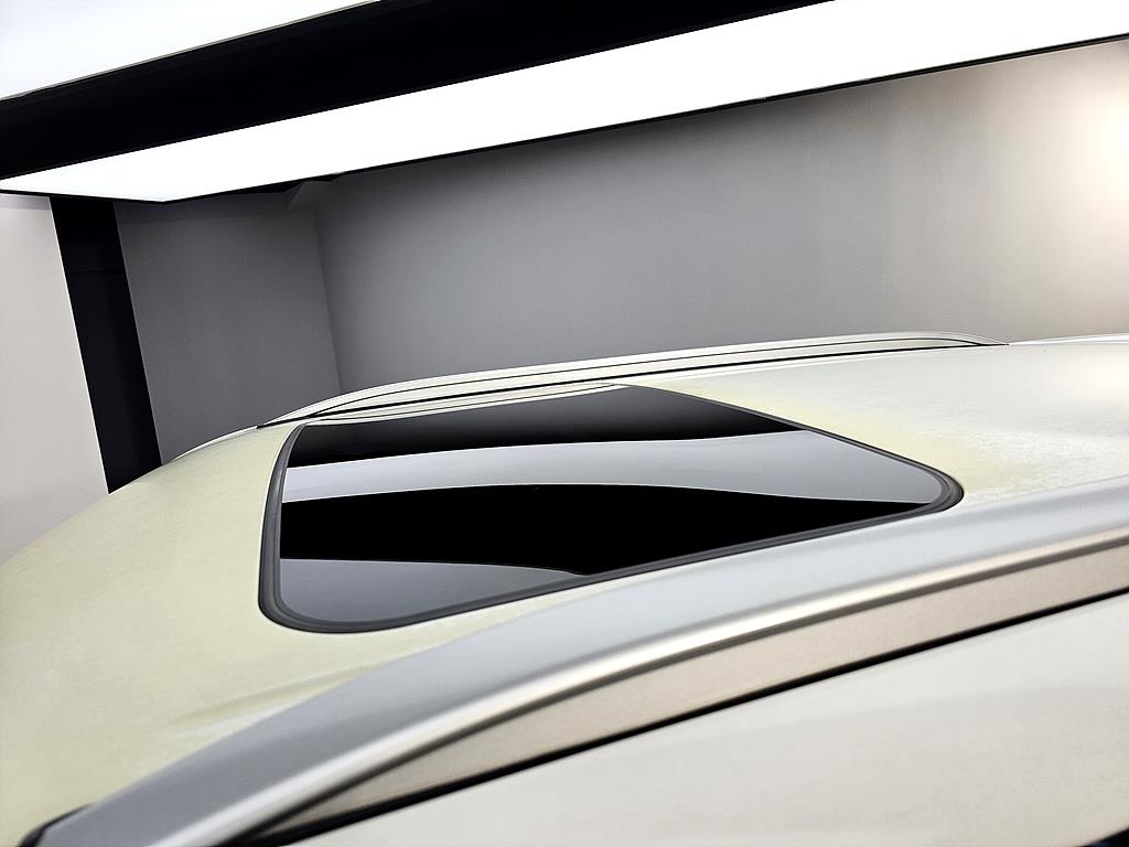 Ssangyong Tivoli 2016 Azul - Importación desde Corea - HF Imports Iquique - Foto 13