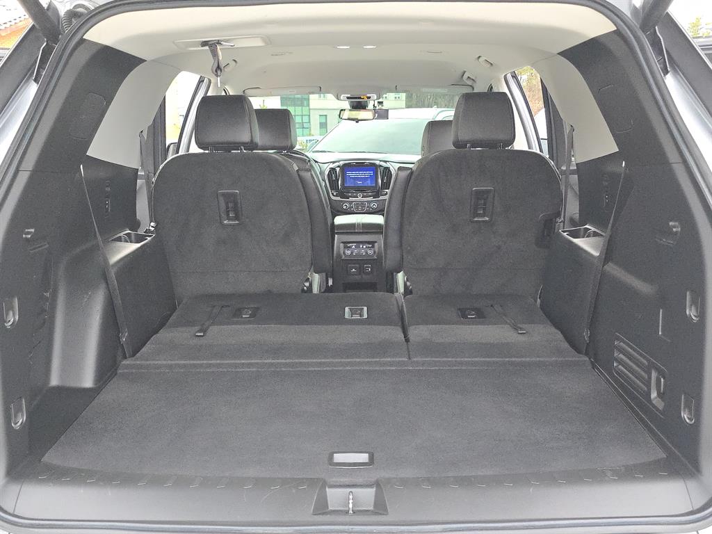 Chevrolet Travers - Vista 6