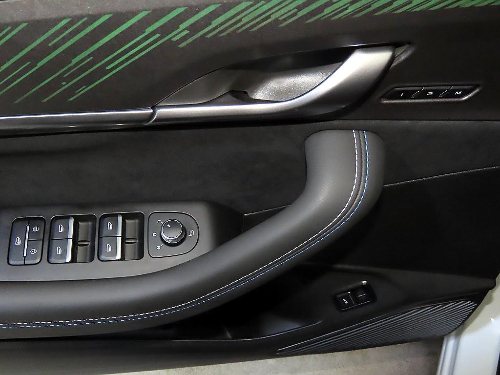 SAMSUNG Grand Koleos 2025 Blanco - Importación desde Corea - HF Imports Iquique - Foto 14