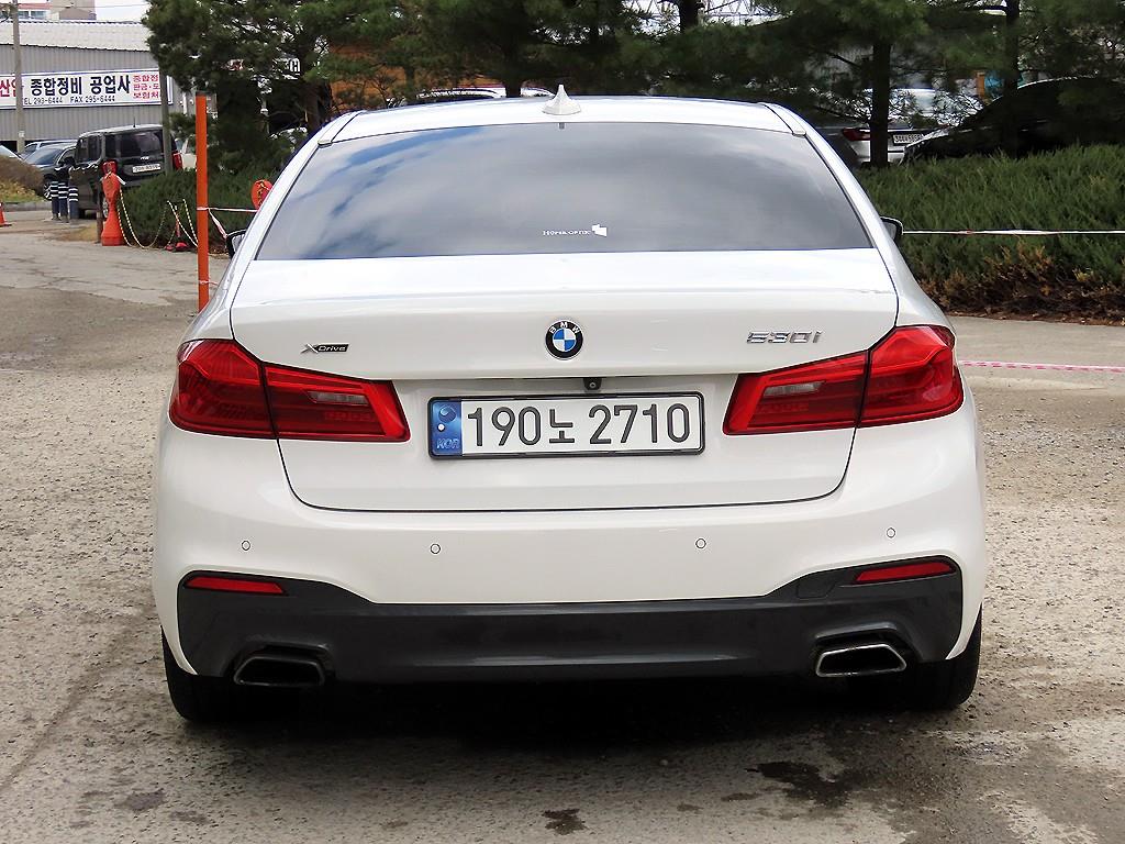 BMW 5 Series - Vista 4