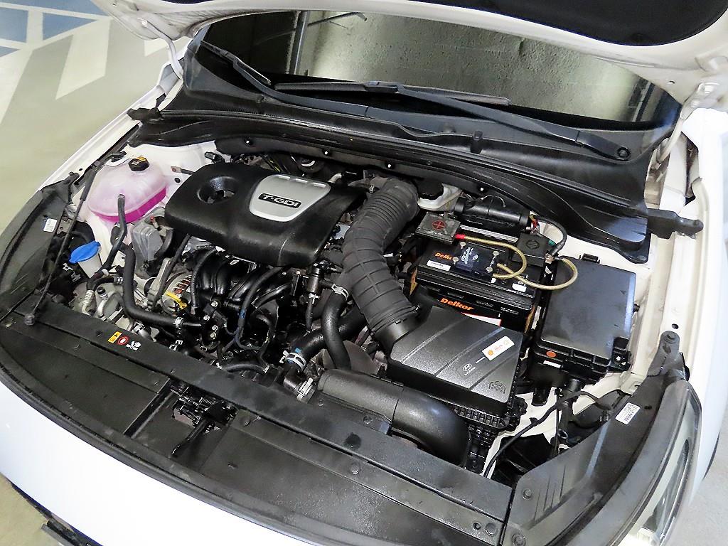 HYUNDAI i30 2018 Blanco - Importación desde Corea - HF Imports Iquique - Foto 19