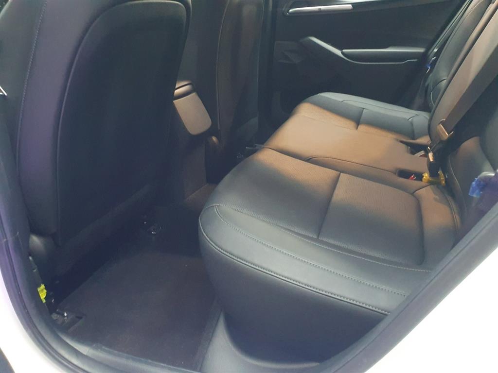 KIA Seltos 2022 Blanco - Importación desde Corea - HF Imports Iquique - Foto 14