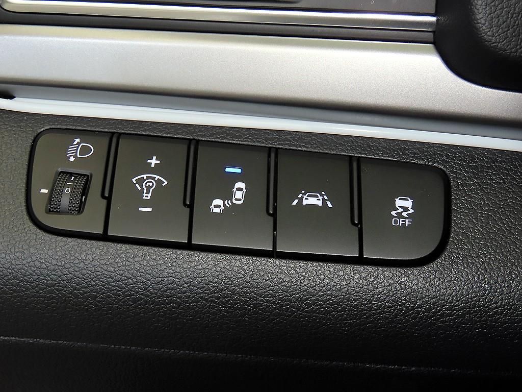 HYUNDAI Avante 2018 - Importación desde Corea - HF Imports Iquique - Foto 14