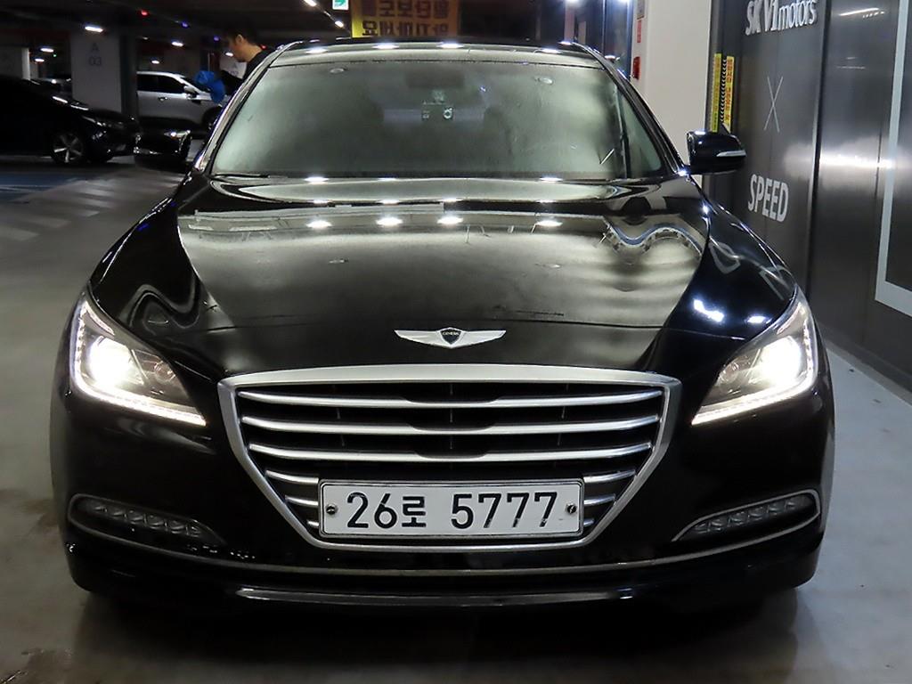 HYUNDAI Genesis - Vista 2