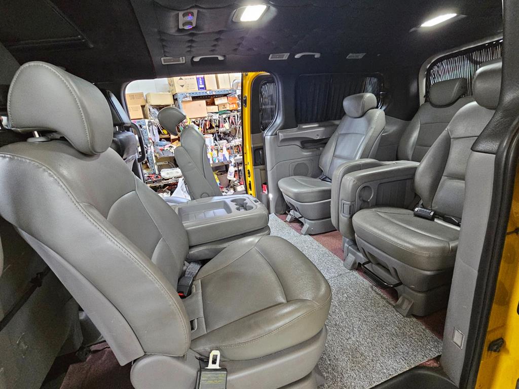 HYUNDAI Starex 2019 Amarillo - Importación desde Corea - HF Imports Iquique - Foto 14