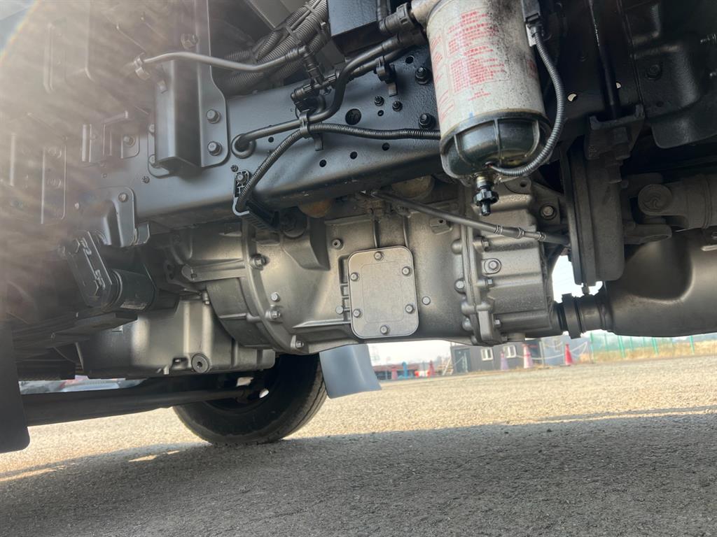 medium and large cargo truck 2016 Blanco - Importación desde Corea - HF Imports Iquique - Foto 15