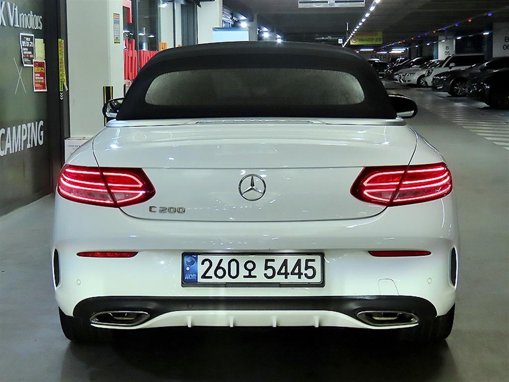 Mercedes Benz C Class - Vista 5