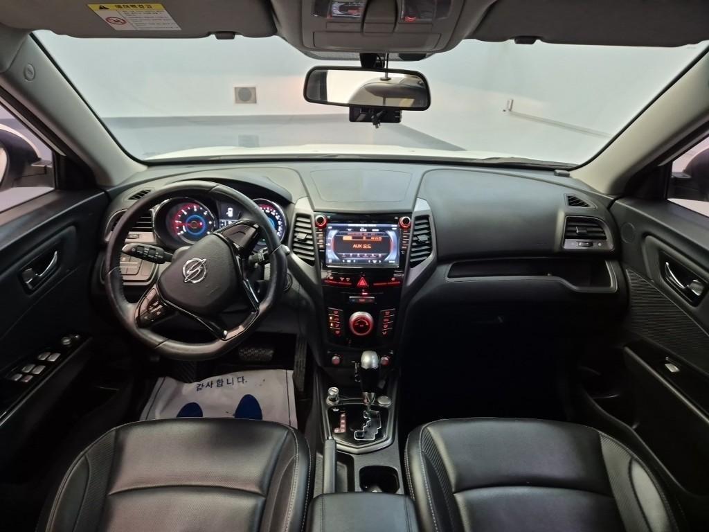 Ssangyong Tivoli - Vista 7