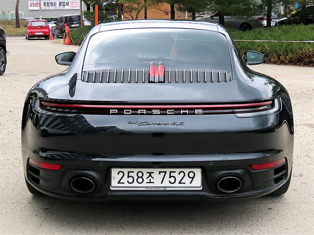 Porsche 911 - Vista 4