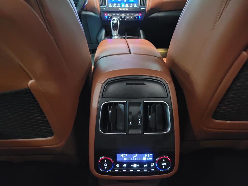 Maserati Levante - Vista 10