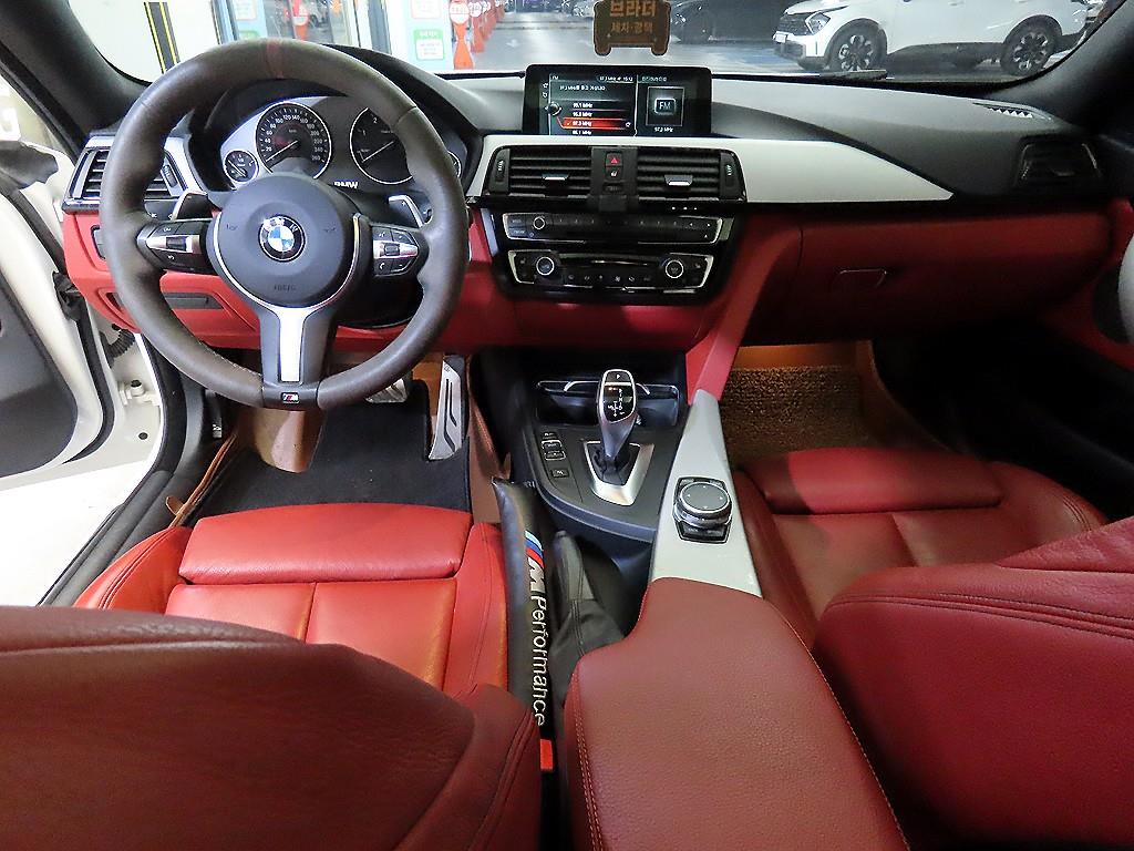 BMW 4 Series - Vista 10