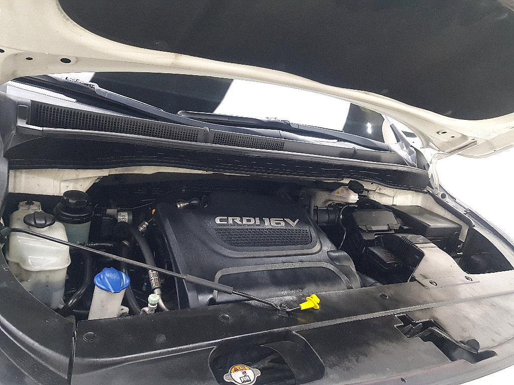 KIA Carnival - Vista 6