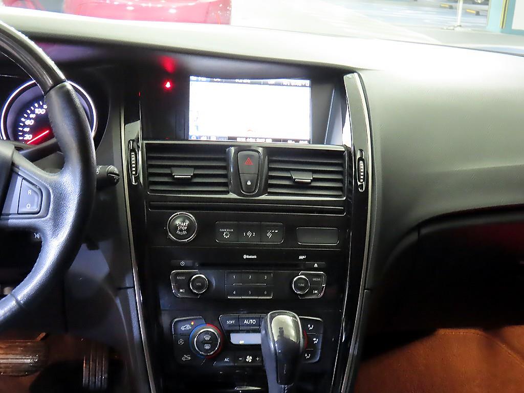 SAMSUNG SM7 - Vista 11