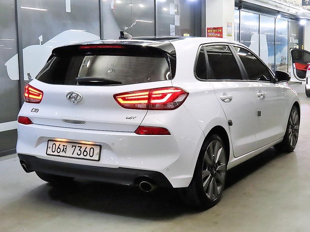 HYUNDAI i30 - Vista 4