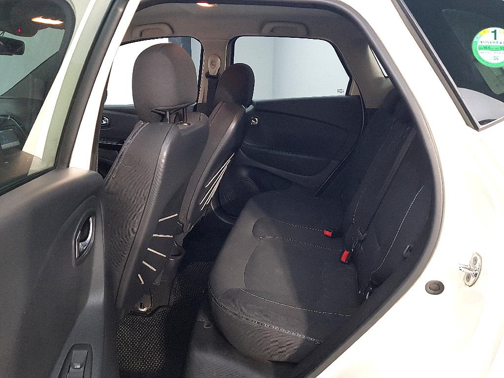 SAMSUNG QM3 - Vista 9