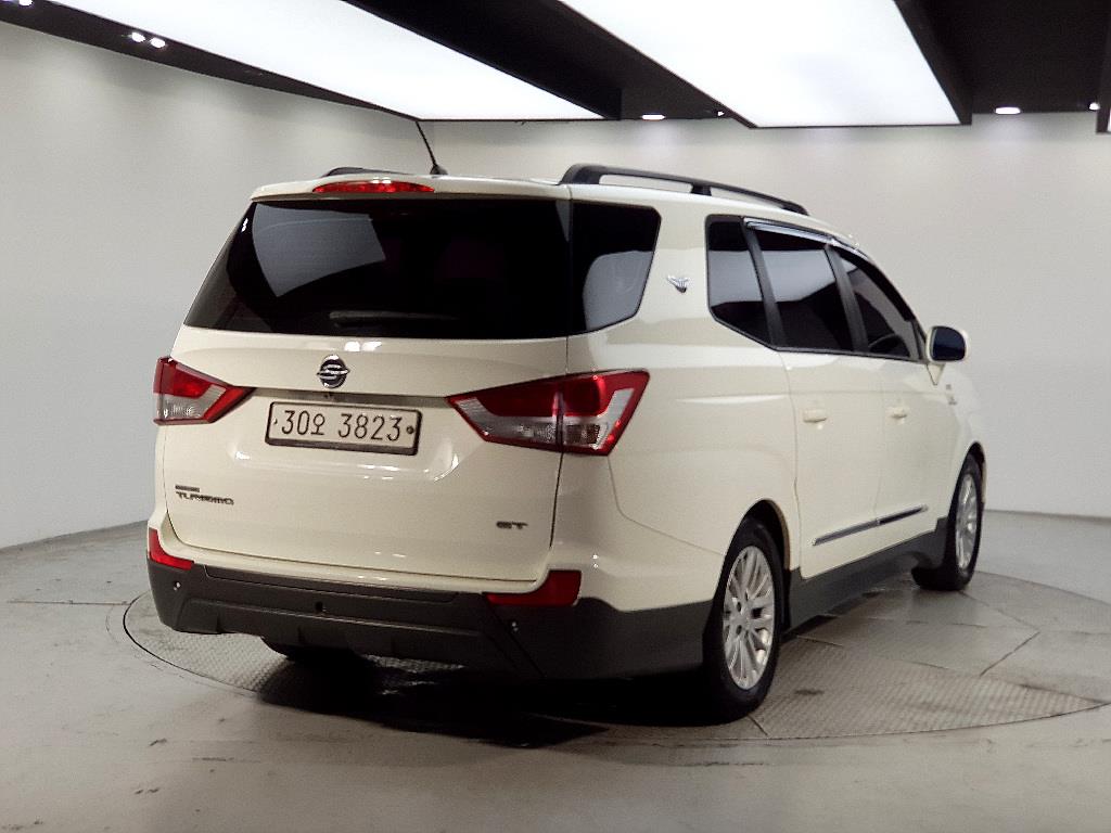 Ssangyong Korando - Vista 4