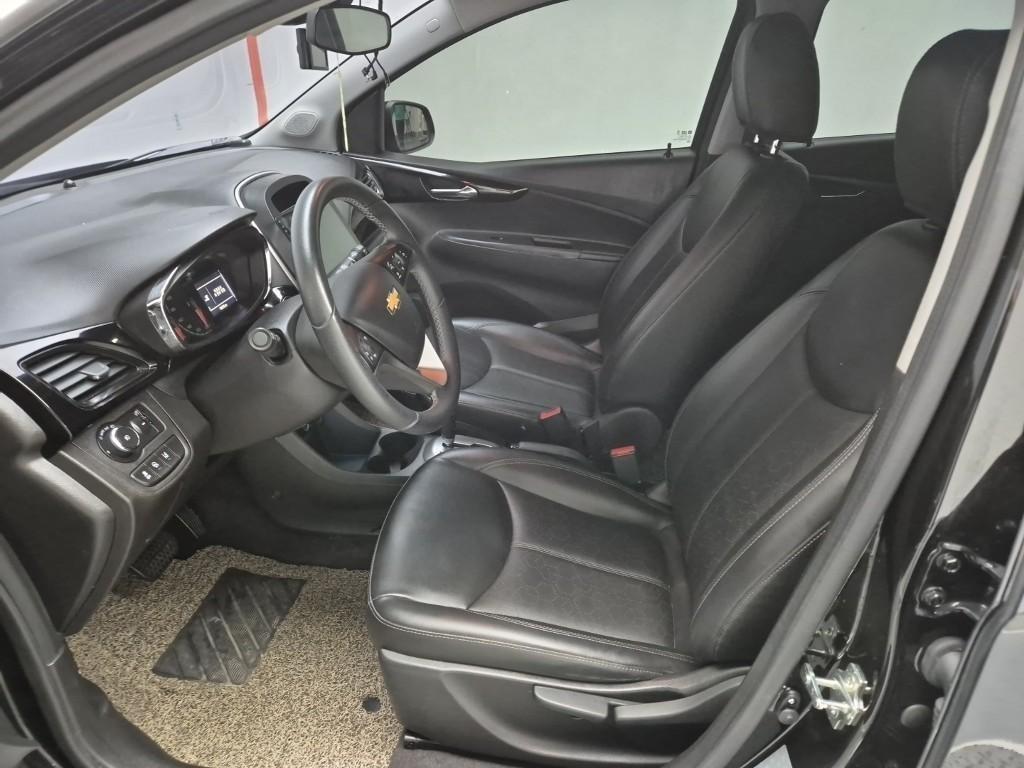 Chevrolet Spark - Vista 11