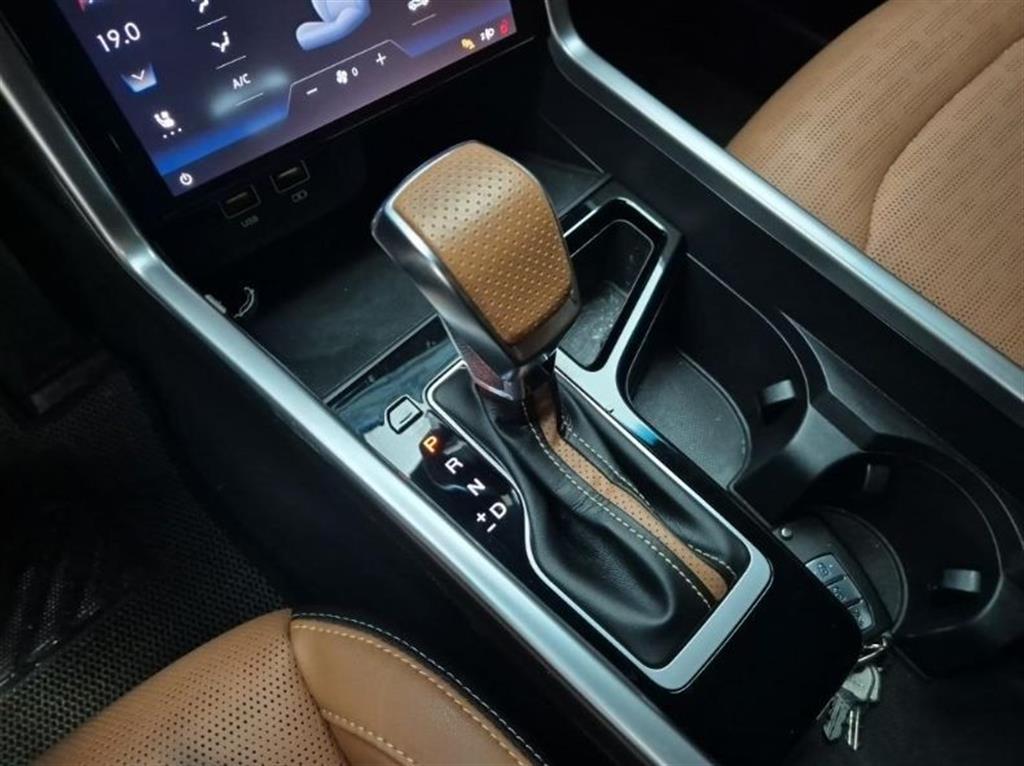 Ssangyong Torres - Vista 8