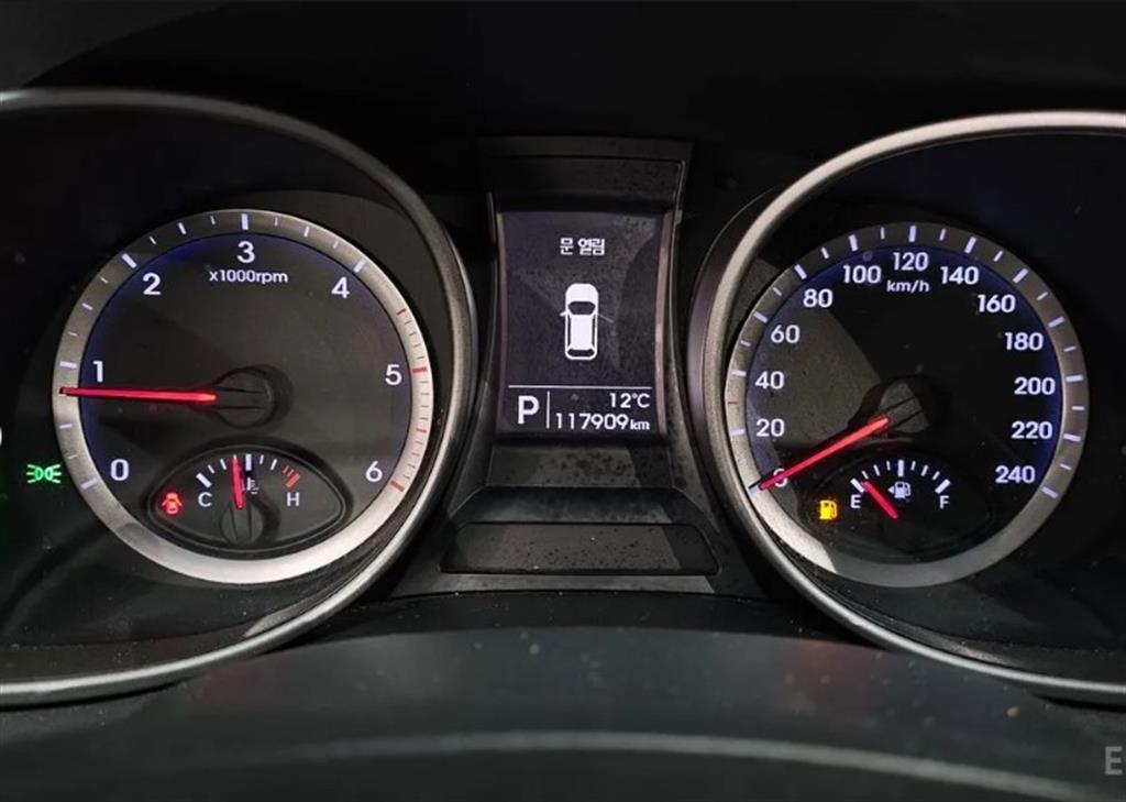 HYUNDAI Santa Fe - Vista 7