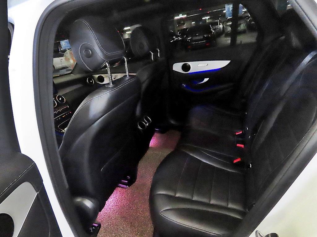 Mercedes Benz GLC Class - Vista 7