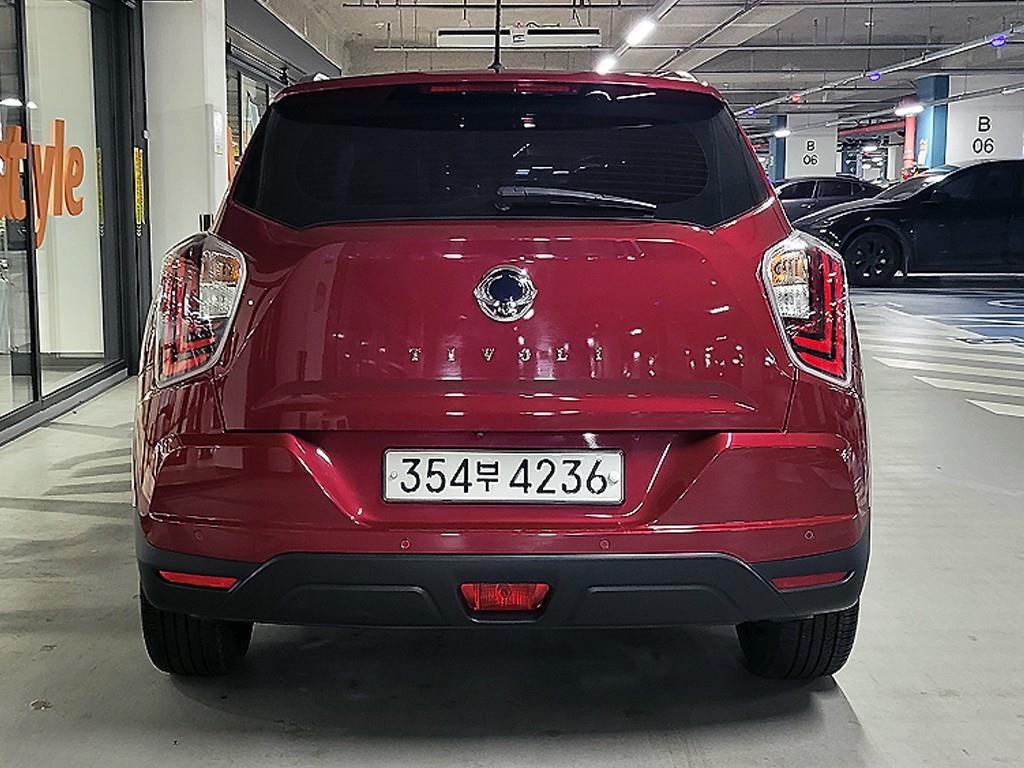 Ssangyong Tivoli - Vista 5
