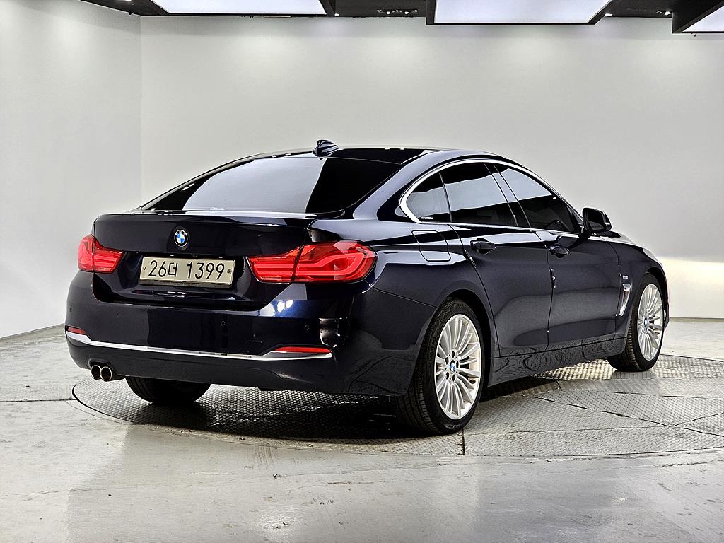 BMW 4 Series - Vista 4