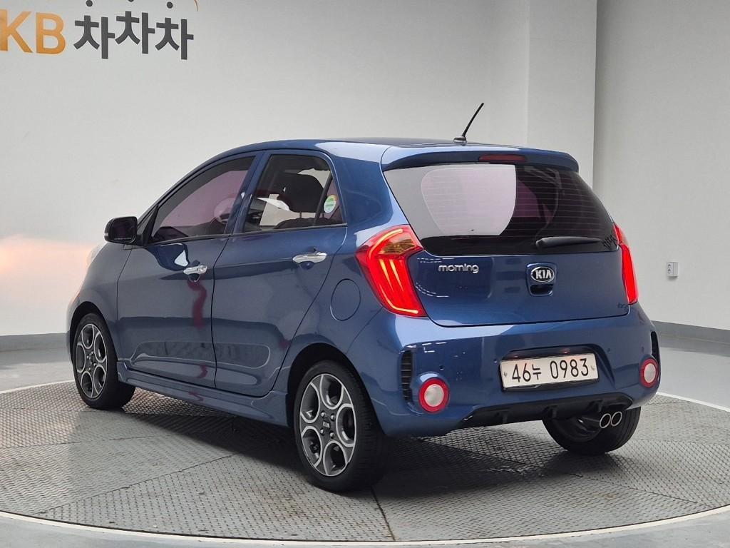 KIA Morning - Vista 4