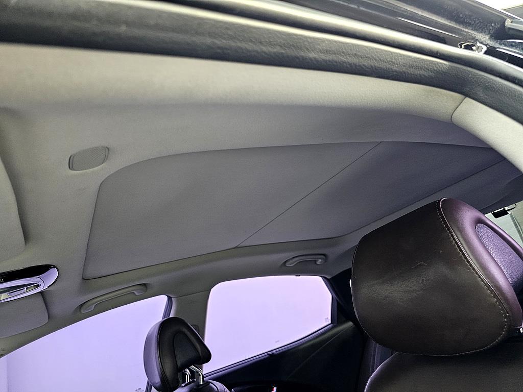 HYUNDAI Grandeur - Vista 12