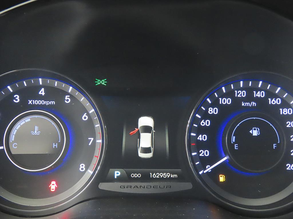 HYUNDAI Grandeur - Vista 8