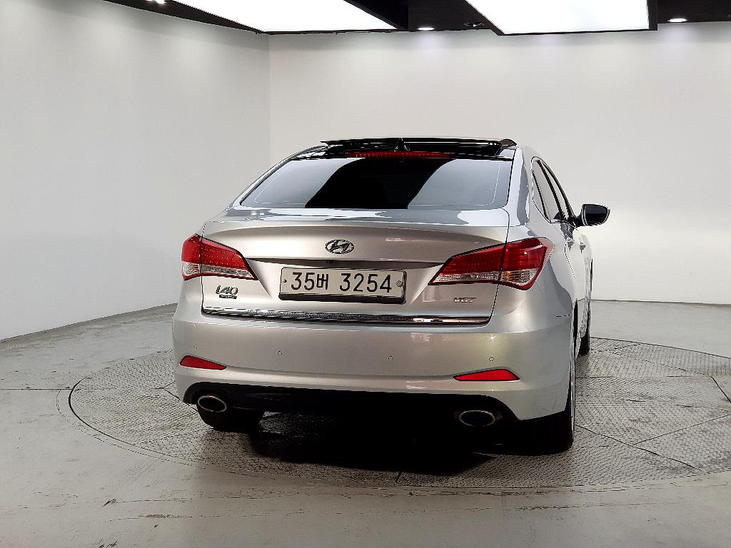 HYUNDAI i40 - Vista 3