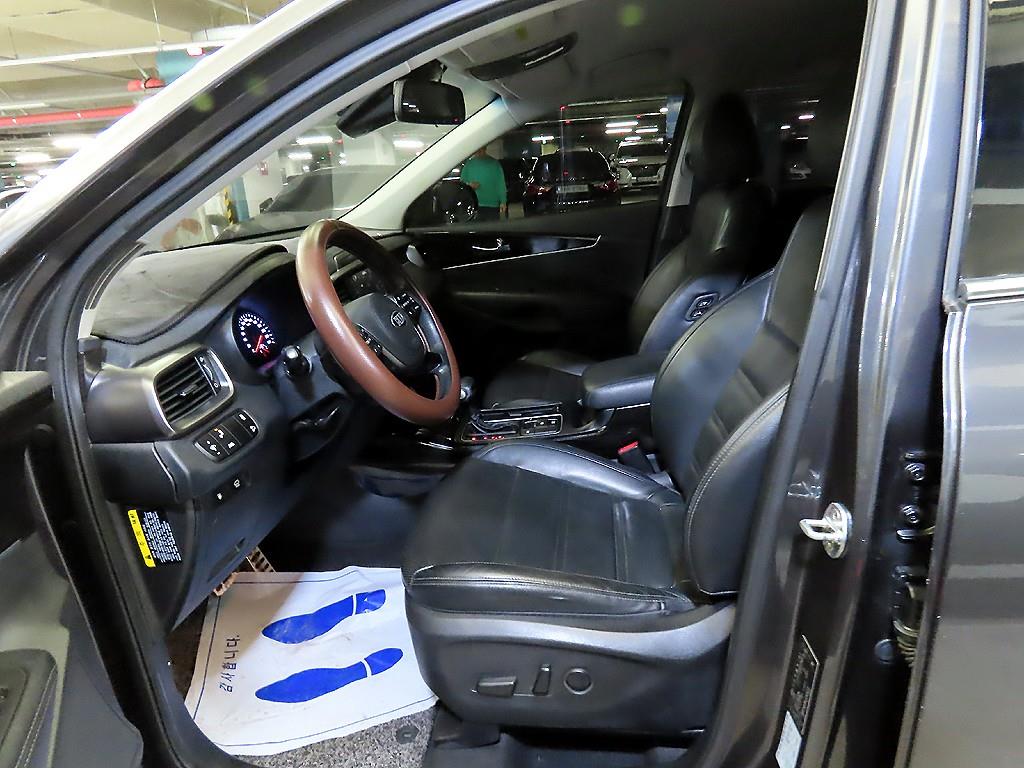 KIA Sorento - Vista 6