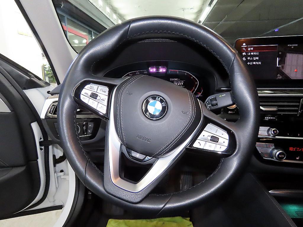 BMW 5 Series - Vista 8