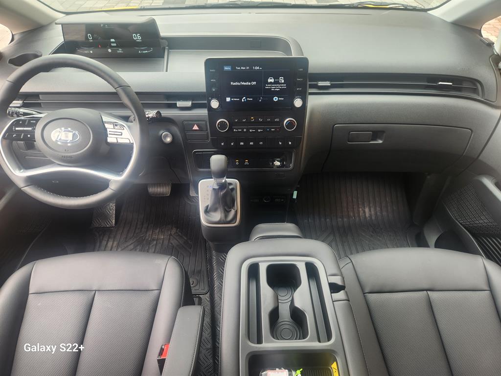 HYUNDAI Staria - Vista 8