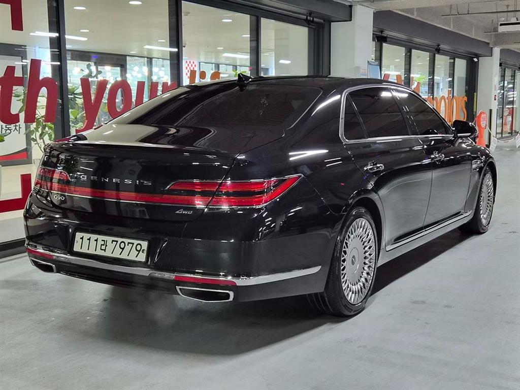 Genesis G90 - Vista 4